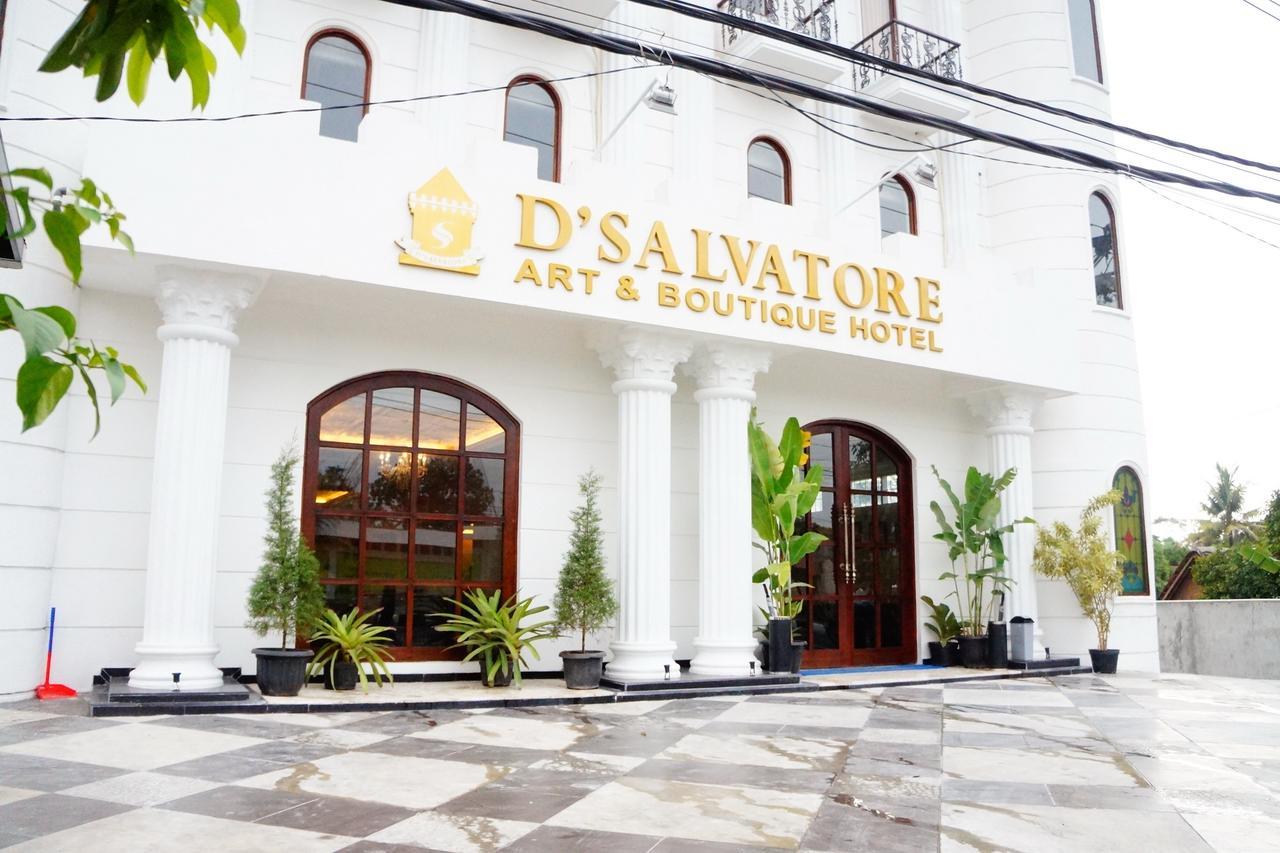 D'Salvatore Boutique Hotel Yogyakarta Exterior foto